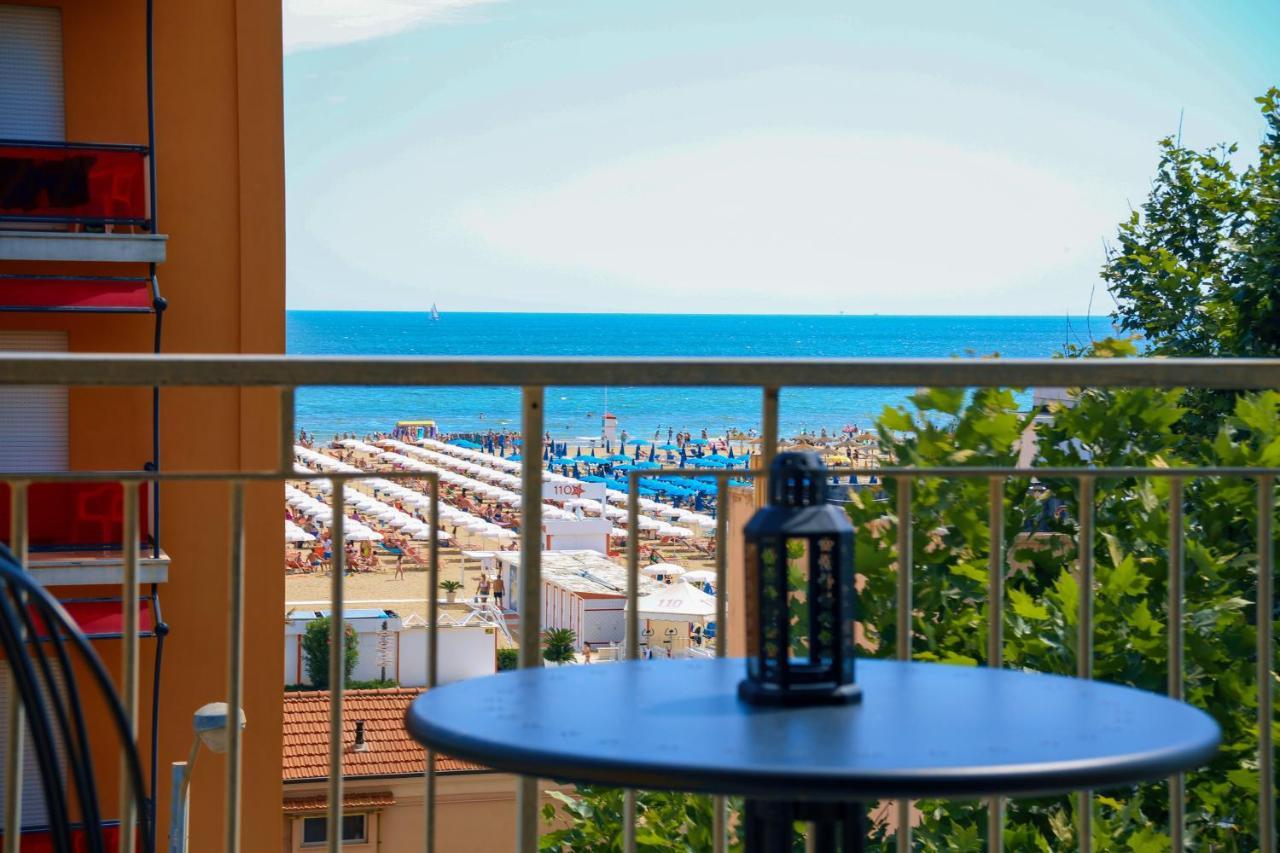 Appartamenti Leone - Vista Mare - Pet Friendly Rimini Dış mekan fotoğraf